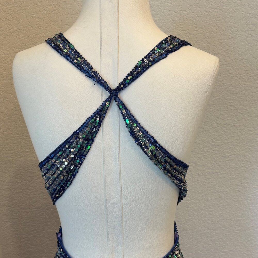 COPY - Long Prom Gown Size 6 - Picture 3 of 6